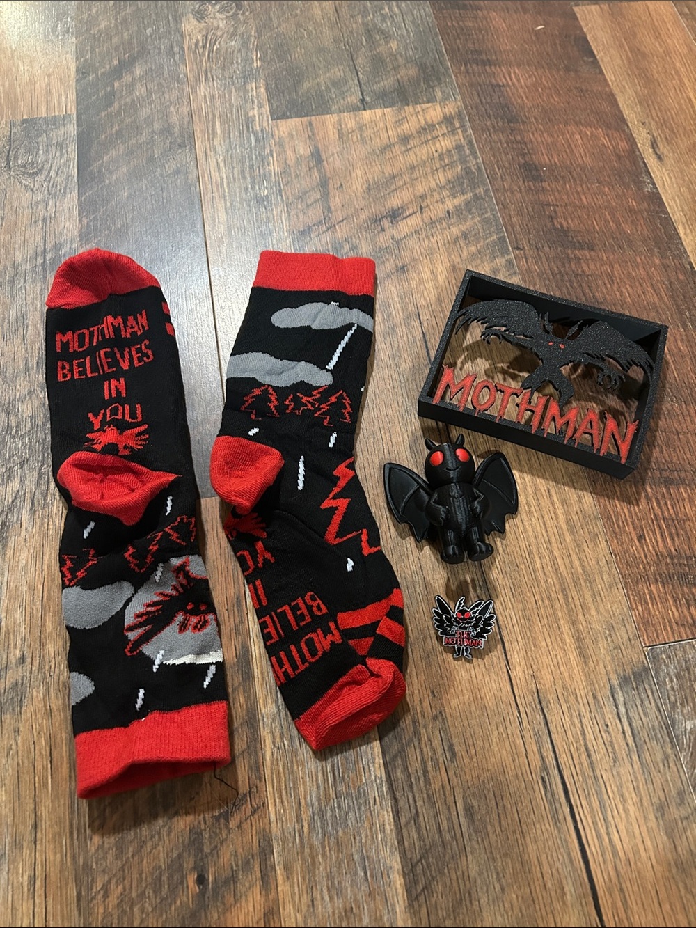 Mothman 'Mothman Believes In You' Black & Red Crew Socks Combo